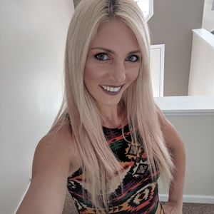 Meet your Posher, Nicole